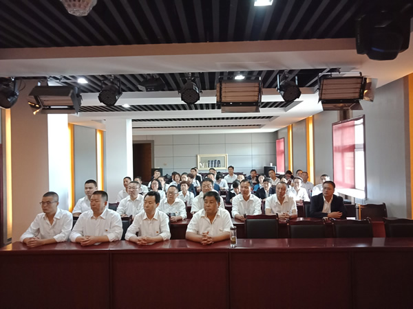 隴運集團公司黨委開展“不忘初心、牢記使命”紀念建黨98周年主題黨日活動