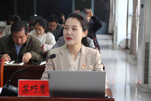 隴運集團公司黨委召開學(xué)習(xí)貫徹黨的二十大精神宣講輔導(dǎo)會