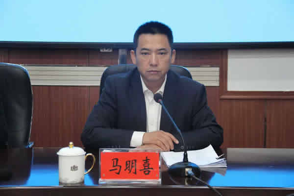 隴南市隴運(yùn)集團(tuán)公司黨委召開理論學(xué)習(xí)中心組集中學(xué)習(xí)(擴(kuò)大)會(huì)議